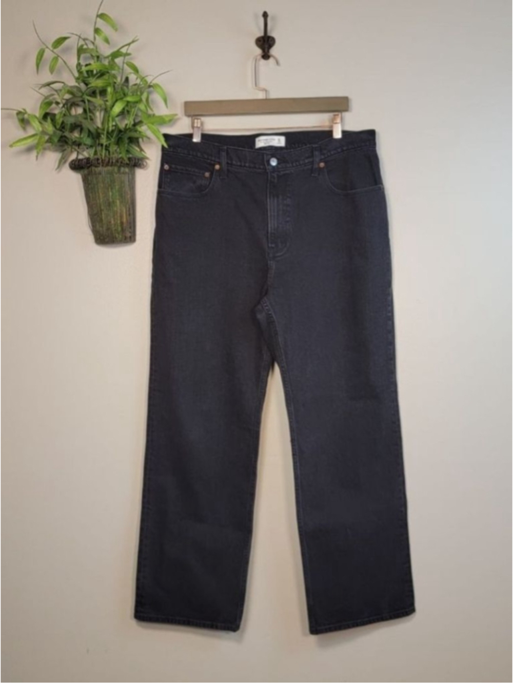 AF 14 Abercrombie & Fitch 90s Relaxed High Rise Straight Jeans Wide Leg Black 32